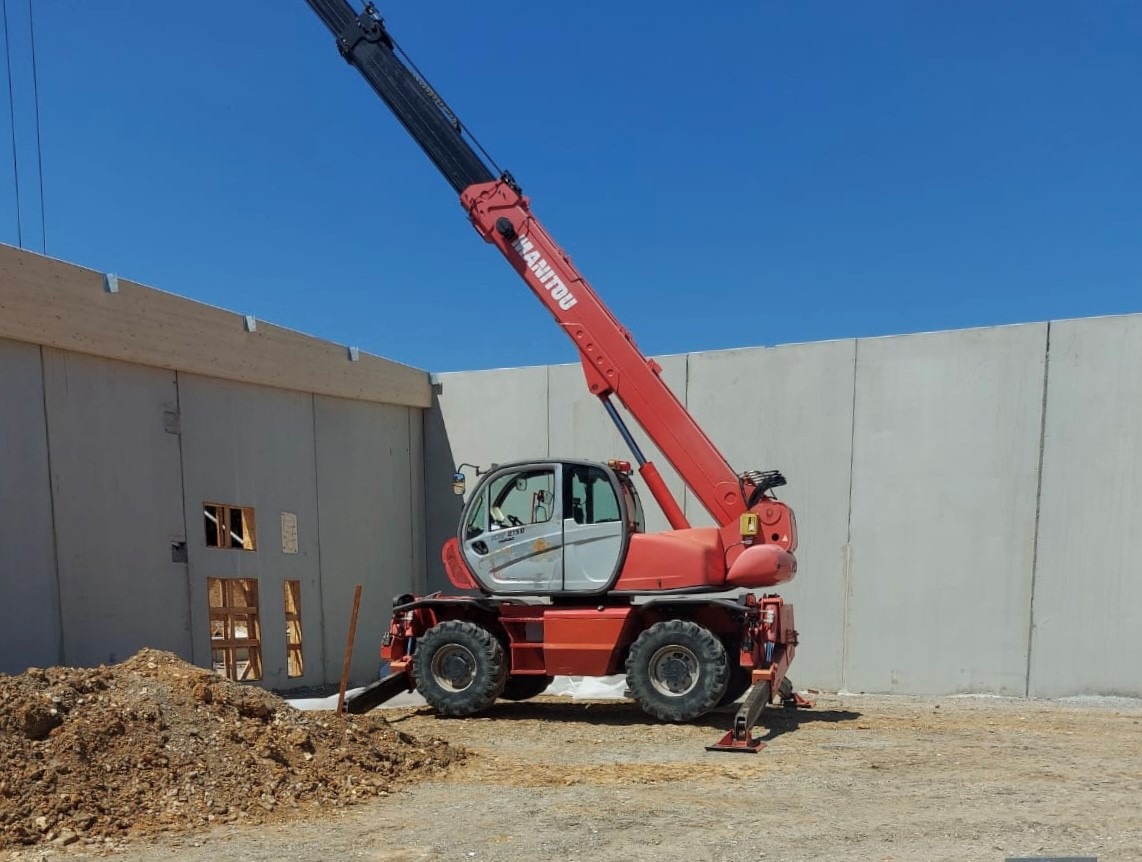 installation de la charpente ventre de poisson - chantier magasin aldi coulounieix