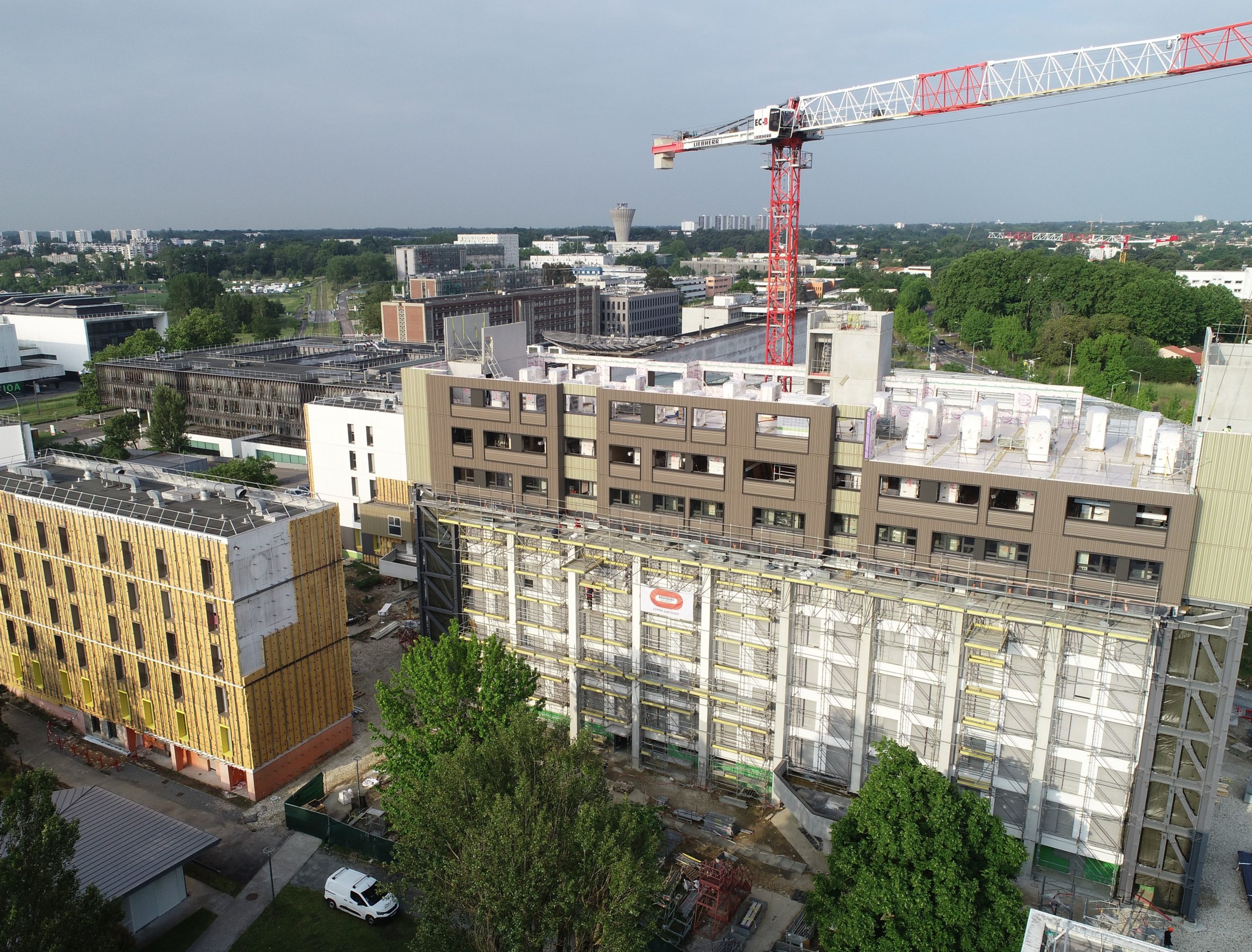 photo de la surélévation d'un bâtiment du Crous de Talence de 4 étages