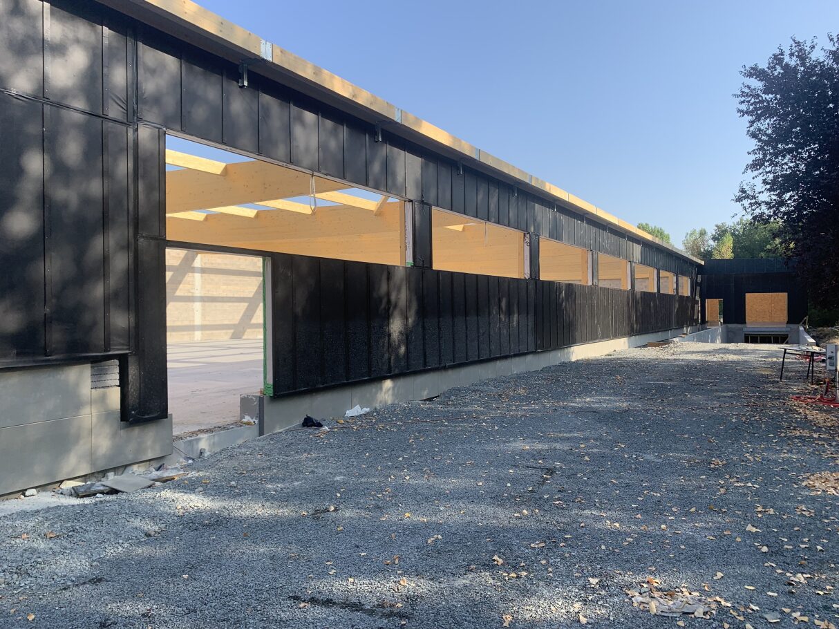 Fabrication des murs à ossature bois pour le magasin Aldi de Graulhet