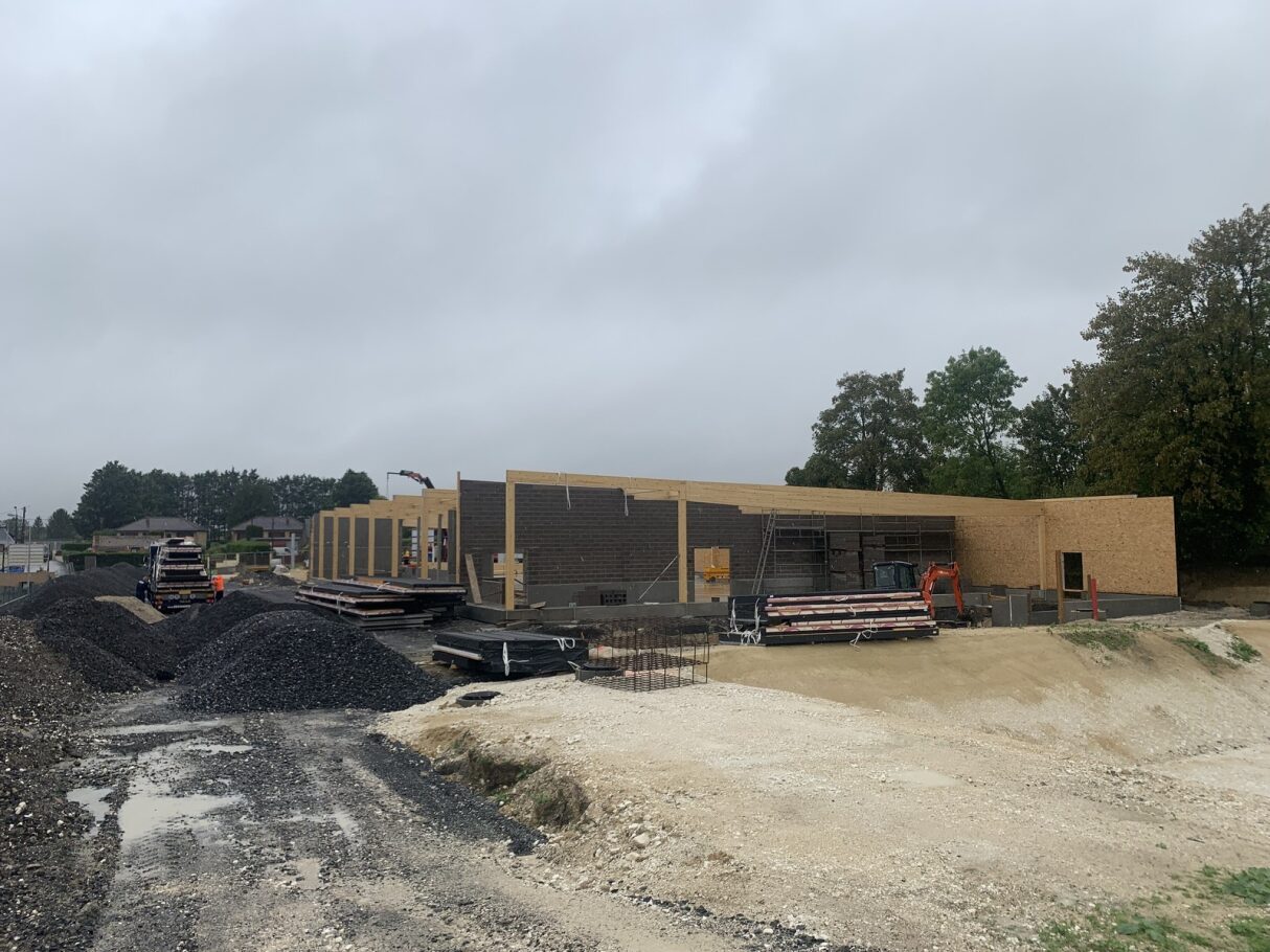 pose et fabrication des murs à ossature bois par concept mob pour Aldi à Mont d'Origny