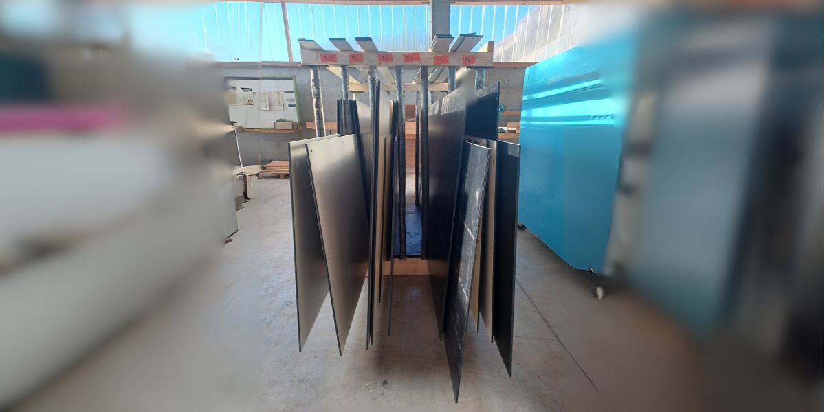 stock panneaux Dardilly usine